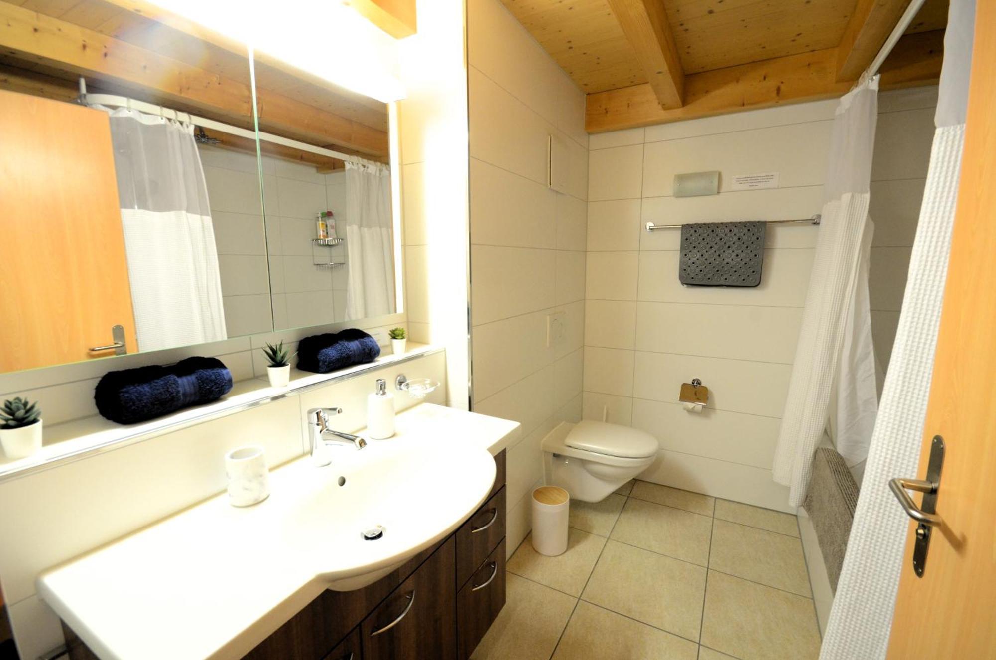 Luxury Penthouse Apartment Lauterbrunnen Buitenkant foto